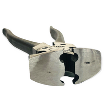 Load image into Gallery viewer, Bullnose Fencing Plier - 10 1/4”
